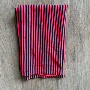 Lululemon Vinyasa Stripe Snap Scarf Wrap